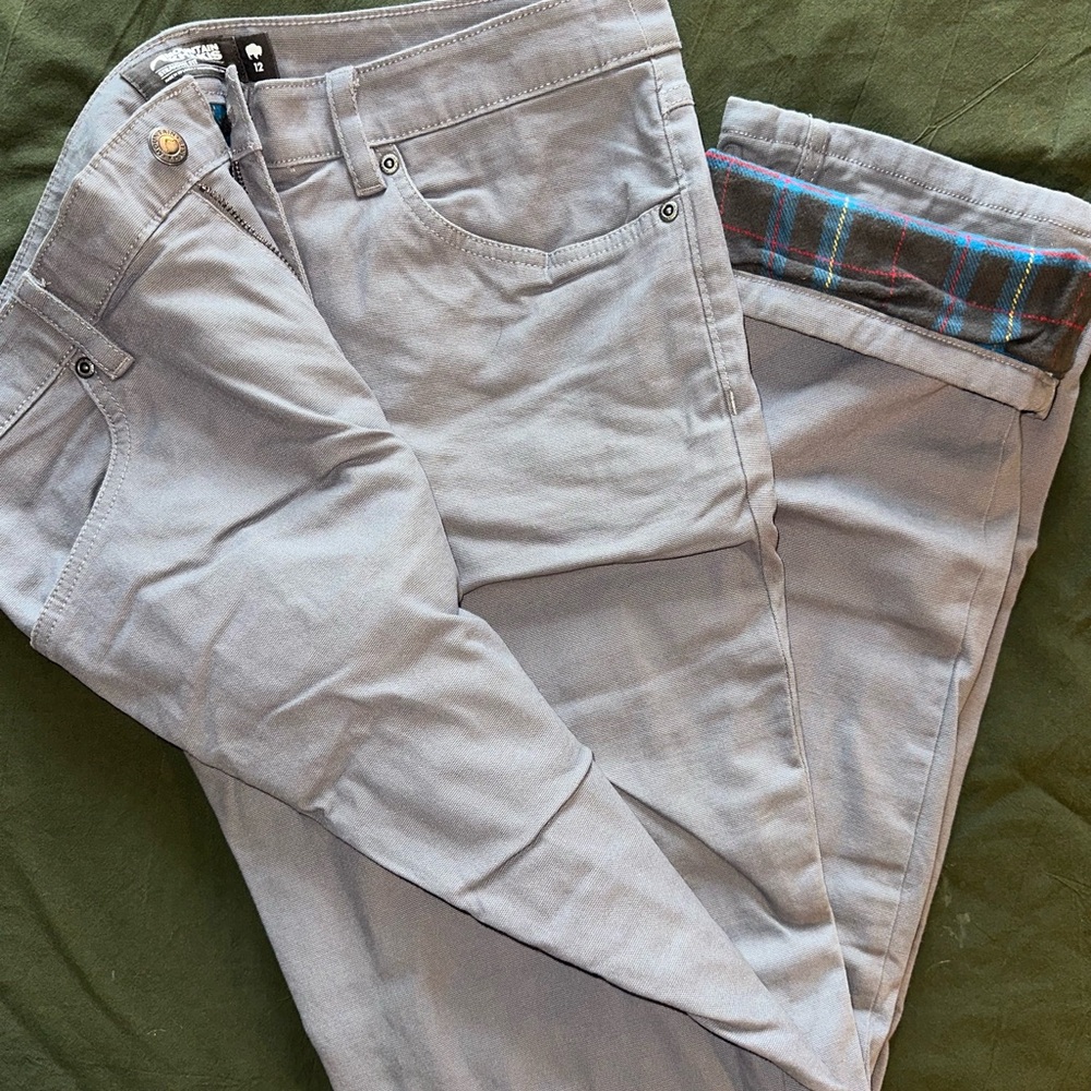 Woman’s Outdoor Gray Lined Pants